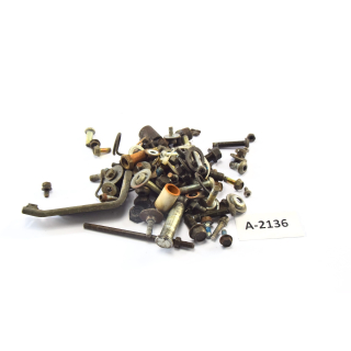 Yamaha XTZ 660 3YF Tenere Bj 1993 - Screws remains of small parts A2136