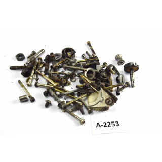 KTM 125 LC2 Sting Bj 1998 - engine screws leftovers small parts A2253