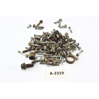 Honda GL 500 PC02 Silverwing Bj 1981 - engine screws leftovers small parts A2319