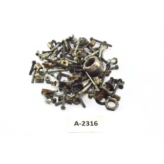 Hyosung GT 650 Naked Bj 2003 - engine screws leftovers small parts A2316