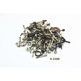 Suzuki GSX-R 750 L1 Bj 2011 - engine screws leftovers small parts A2388