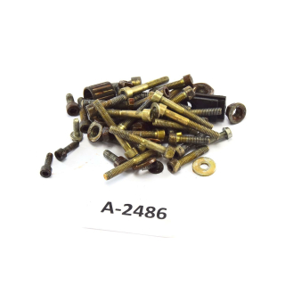 Aprilia RS 125 MP Bj 2002 - engine screws leftovers small parts A2486