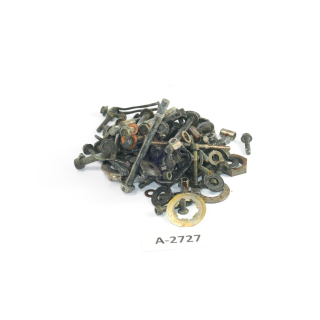 Suzuki RF 900 GT73B Bj 1995 - engine screws leftovers small parts A2727