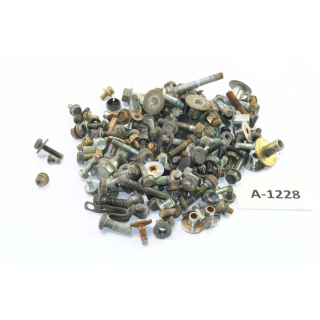 Honda XL 600 V Transalp PD06 Bj. 93 - Screws remnants of small parts A1228