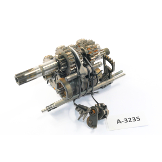 Suzuki GZ 250 Marauder - gearbox complete A3235