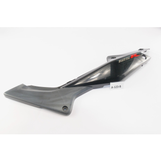 Honda CBR 125 R JC34 Bj. 2004 - rear panel panel rear left A123B