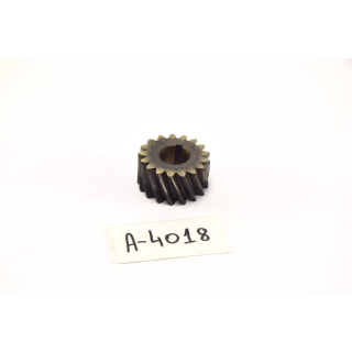 Suzuki DR 125 S SF43B - primary gear clutch A4018