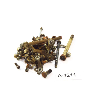 Honda Chaly CF 50 Bj 1974 - screws frame A4211