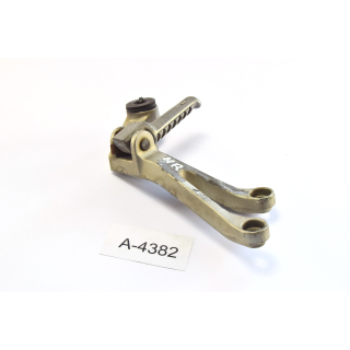 Kawasaki Ninja ZX-6R ZX600J Bj 1999 - footrest bracket rear right A4382