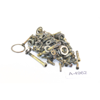 Ducati ST2 S1 BJ 1999 - Engine Bolts A4962
