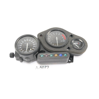 Honda CBR 900 RR SC33 BJ 1997 - speedometer cockpit instruments A5072
