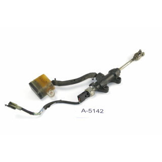 Triumph Sprint ST 1050 BJ 2005 - rear brake pump A5142