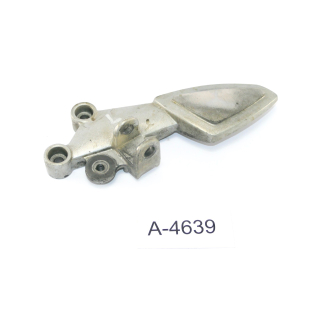 Triumph Sprint RS 955i T695 Bj 1998 - footrest bracket front left A4639