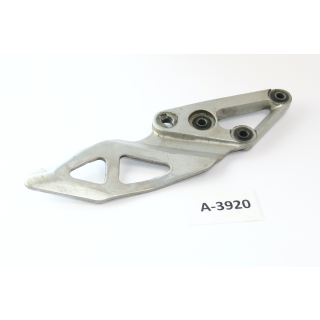 Suzuki GSX-R 750 W GR7BB BJ 1994 - Footrest Bracket Front Left A3920