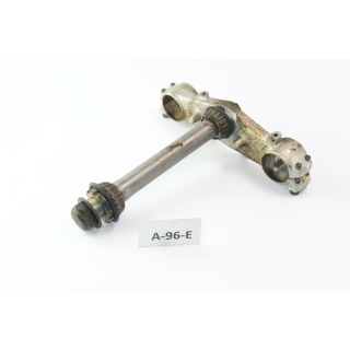 Honda XL 600 V Transalp PD06 year 92 - lower fork bridge A96E