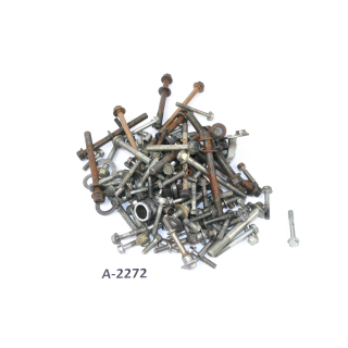 Honda CBF 600 S PC38 2004 - engine screws A2272