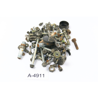 Honda GL 500 PC02 Silverwing 1981 - Screws frame A4911