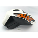KTM 200 Duke 2013 - Carenado del depósito dañado A137B