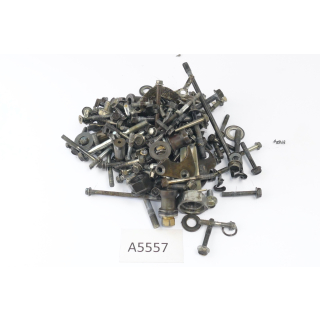 Suzuki GSX 1100 E GS110X 1981 - engine screws A5557