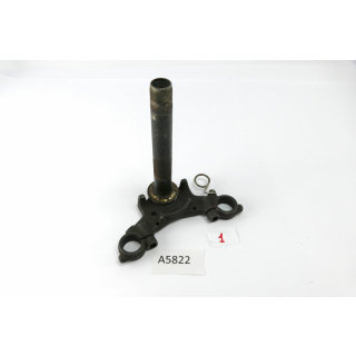 Suzuki GN 125 NF41A - lower triple clamp A5822-1