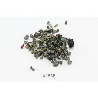 Honda CBR 600 F PC25 - Screws frame A5858