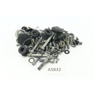 BMW R 1200 GS R12 2006 - Screws frame A5832