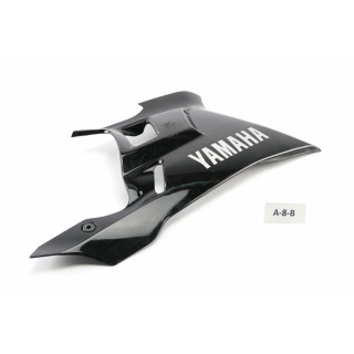 Yamaha YZF-R3 RH12 2018 - fairing bottom right scratch A8B