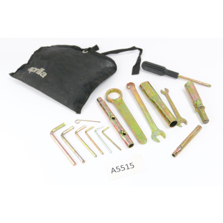 Aprilia ETV 1000 Caponord 2001 - trousse à outils embarquée A5515