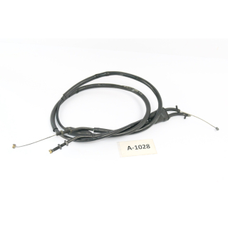 Triumph Sprint ST 1050 215NA 2007 - Throttle cables A1028